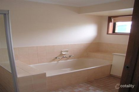 Property photo of 1/581 Webb Street Lavington NSW 2641