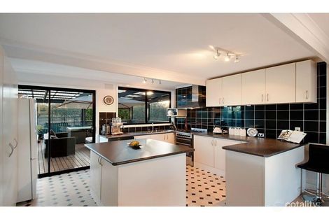 Property photo of 2 Geza Court Baxter VIC 3911