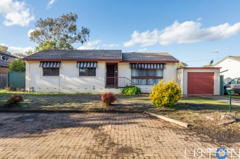 Property photo of 15 Wittenoom Crescent Stirling ACT 2611