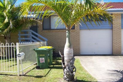 115 Whiting St, Labrador, QLD 4215