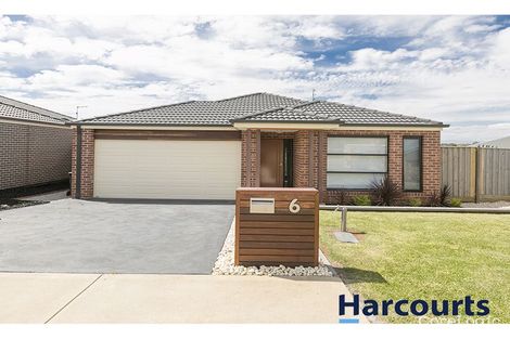 Property photo of 6 Huntingfield Court Warragul VIC 3820