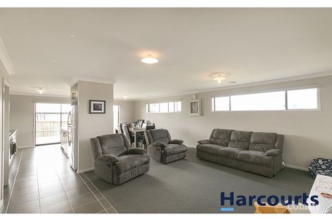 Property photo of 6 Huntingfield Court Warragul VIC 3820