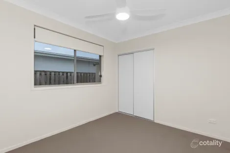 Property photo of 18 Antonio Place Coomera QLD 4209