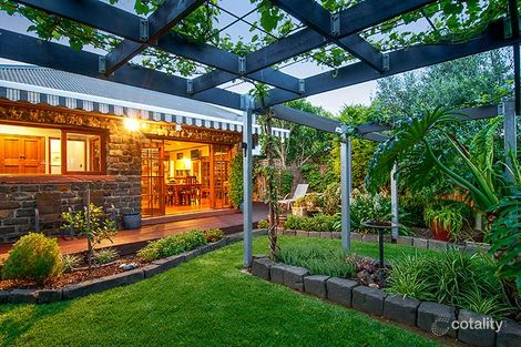 Property photo of 11 Perch Close Werribee South VIC 3030