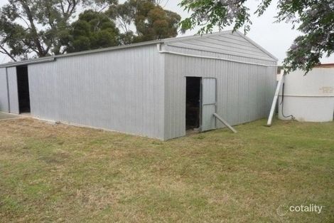 Property photo of 19 Henningson Road Jervois SA 5259