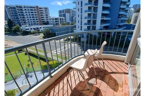 413/2 Barney St, Southport, QLD 4215