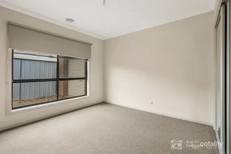 Property photo of 7 Embleton Chase Weir Views VIC 3338