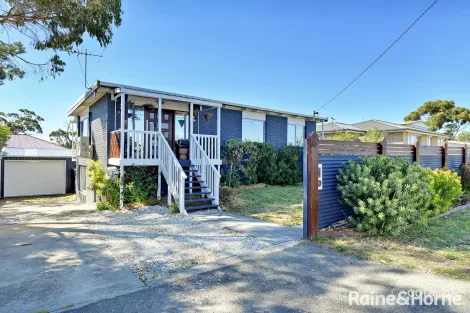 Property photo of 7 Fourth Avenue Dodges Ferry TAS 7173