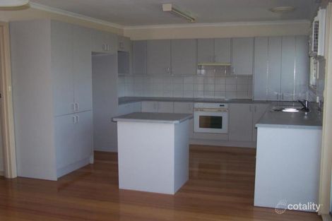 Property photo of 36 Rosemar Circuit Viewbank VIC 3084