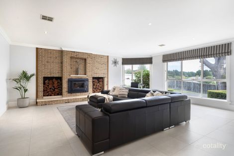 Property photo of 23 Dumbarton Way Gisborne VIC 3437