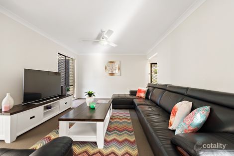Property photo of 2 Chamberlain Place Bracken Ridge QLD 4017