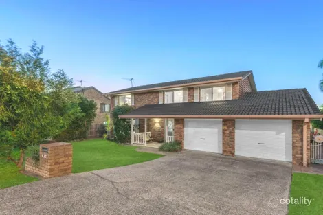 422 Winstanley St, Carindale, QLD 4152