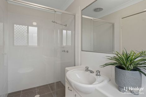 Property photo of 39 Earnshaw Street Calamvale QLD 4116