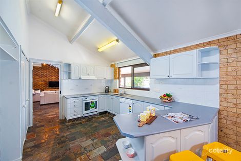 Property photo of 3 Yunga Court Broadbeach Waters QLD 4218