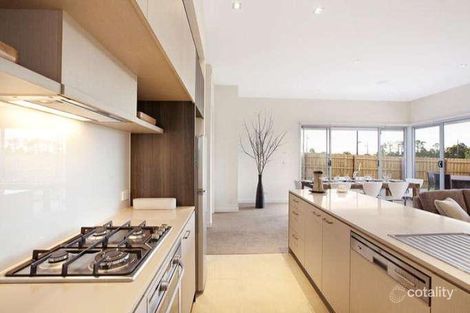 Property photo of 3 Varsity Walk Bundoora VIC 3083