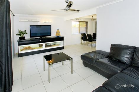 Property photo of 5 Lawson Court Kippa-Ring QLD 4021
