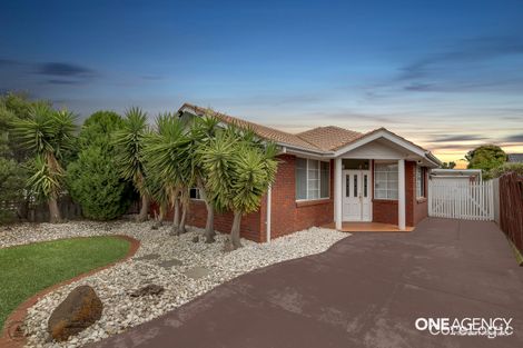 Property photo of 2 Walters Court Altona Meadows VIC 3028