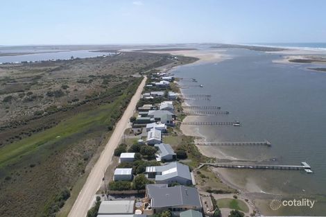 Property photo of 47 Goolwa Channel Drive Hindmarsh Island SA 5214