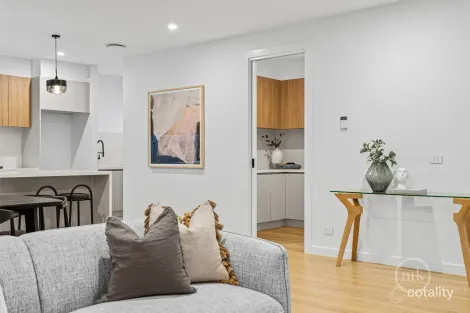 Property photo of 3/9 Spring Street Greensborough VIC 3088