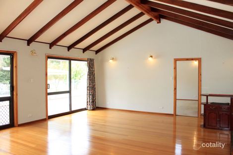 Property photo of 8 Gill Lane Mundaring WA 6073