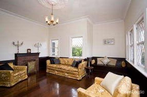 Property photo of 32 Atthow Avenue Ashgrove QLD 4060