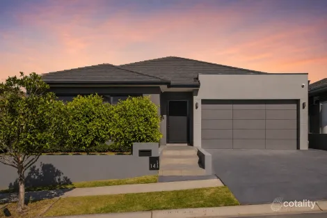 14 Tasman St, Gregory Hills, NSW 2557