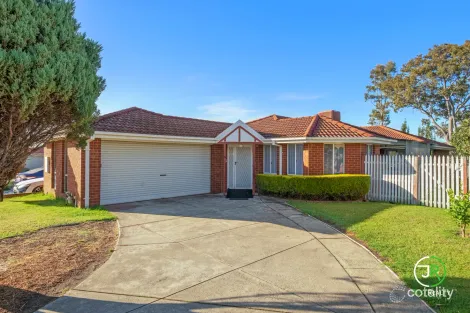 Property photo of 3 Brendan Court Hallam VIC 3803