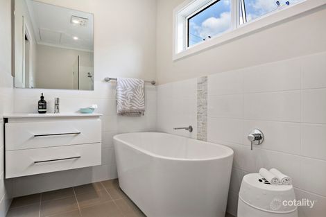 Property photo of 127 Bayview Street Warners Bay NSW 2282