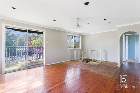 Property photo of 5 Carinya Street Charmhaven NSW 2263