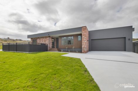 14 Hearps Rd, West Ulverstone, TAS 7315