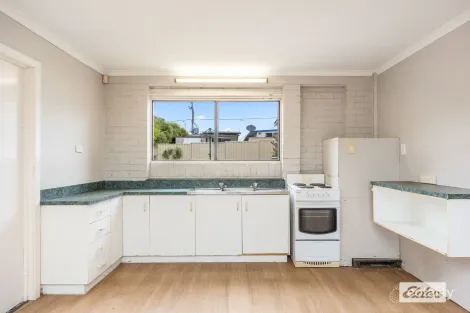 Property photo of 10 Leith Street Pialba QLD 4655