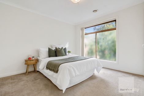Property photo of 47 The Boulevard Gisborne VIC 3437