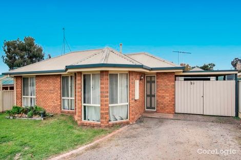 Property photo of 14 Lockwood Mews Kangaroo Flat VIC 3555