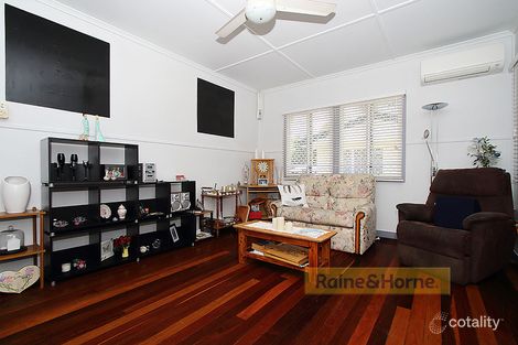 Property photo of 8 Crosshill Street Leichhardt QLD 4305