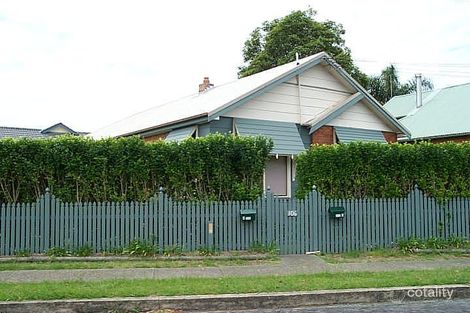 106 Turnbull St, Hamilton South, NSW 2303