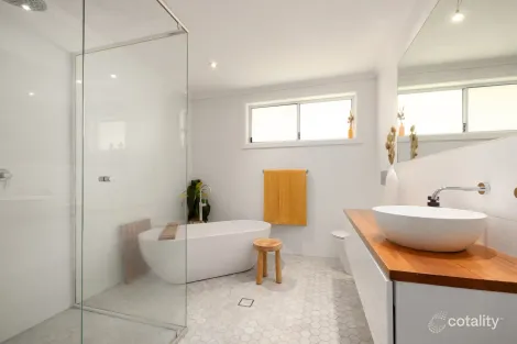 Property photo of 2 Keira Close Terrey Hills NSW 2084