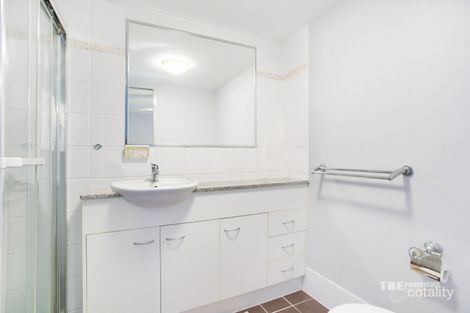 Property photo of 2/1996-1998 Gold Coast Highway Miami QLD 4220