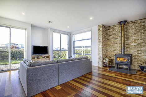 Property photo of 2 Nethercote Street Taylor ACT 2913