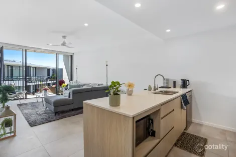 1813/6 Sickle Ave, Hope Island, QLD 4212