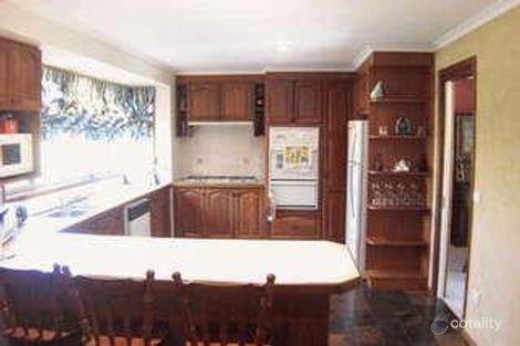 Property photo of 17 Franklin Court Jerrabomberra NSW 2619