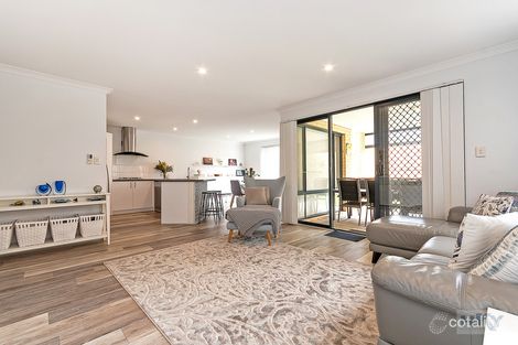 Property photo of 42 Moscow Retreat Hocking WA 6065