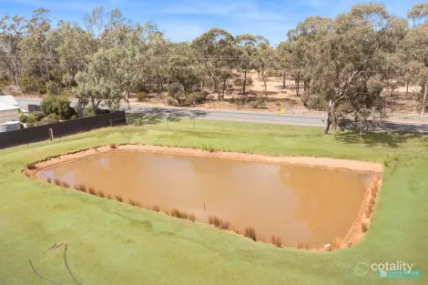 Property photo of 266 Howard Street Eaglehawk VIC 3556