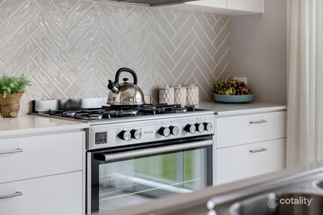 29 Dalhalla Cct, Clyde North, VIC 3978