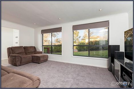 Property photo of 1 Moir Place Fraser ACT 2615