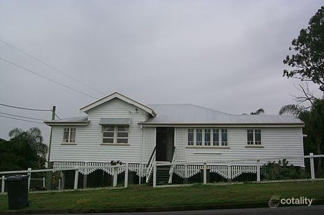 2 Camona St, Kelvin Grove, QLD 4059