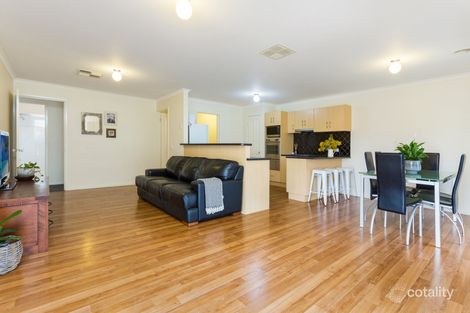 Property photo of 24 Parkway Drive Strathfieldsaye VIC 3551