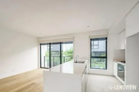 Property photo of 2/415 Warrigal Road Burwood VIC 3125
