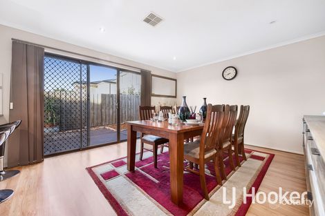 Property photo of 51 Tomasetti Crescent Narre Warren VIC 3805