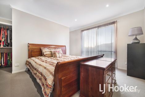 Property photo of 51 Tomasetti Crescent Narre Warren VIC 3805