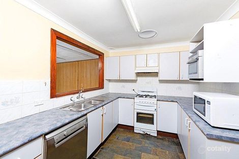 Property photo of 4 Kathryn Close Kanwal NSW 2259